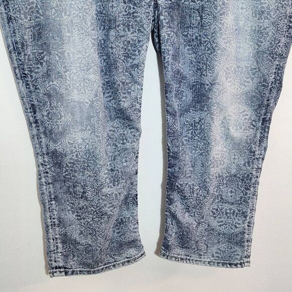 Silver Jeans Distressed Capri Jeans Size 24 Boho Printed Cropped Denim - Picture 3 of 8
